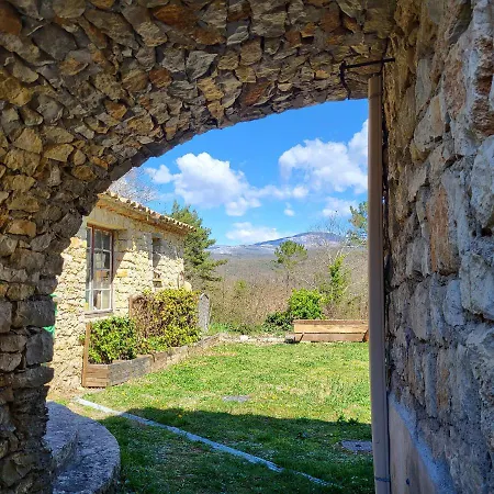 Les Pierres De Cezaire *