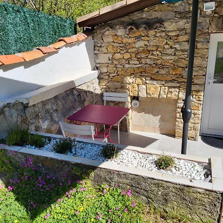 Maison d'hôtes Les Pierres De Cezaire Saint-Cézaire-sur-Siagne